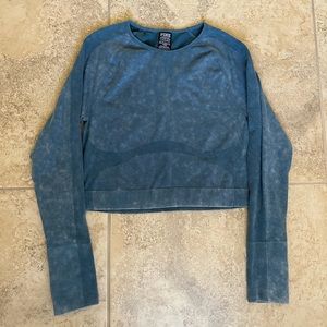 PINK/Victoria Secret - Athletic Cropped Shirt - Size XL